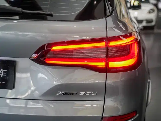 BMW X5 — Фото автомобиля 18