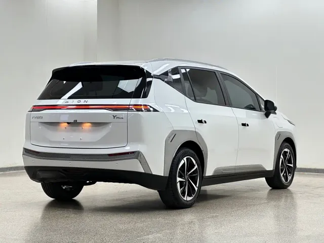 GAC Aion Y — Фото автомобиля 6