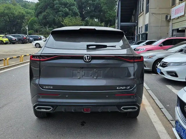 Changan UNI-Z — Фото автомобиля 8