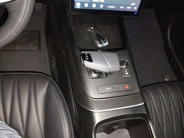 Changan Lamore — Фото автомобиля 12