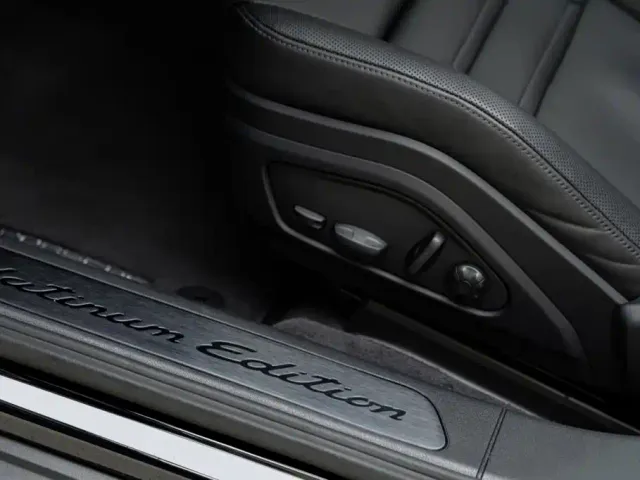 Porsche Panamera — Фото автомобиля 12