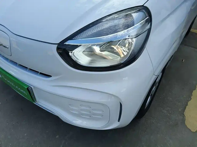 Roewe Clever — Фото автомобиля 23