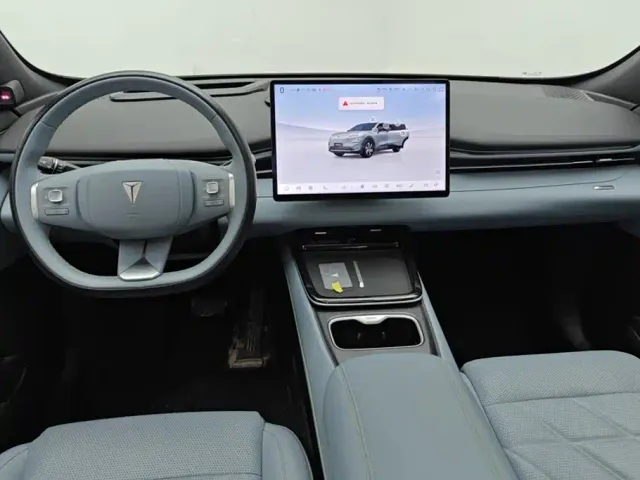 Deepal Shenlan S05 2024 200Ultra Extended Range Voyage Edition — Фото автомобиля 12