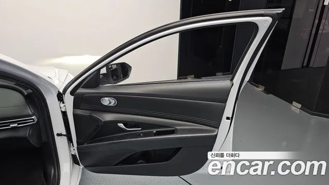 Hyundai Avante — Фото автомобиля 13