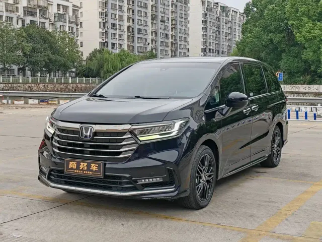Фотография автомобиля — Honda Odyssey