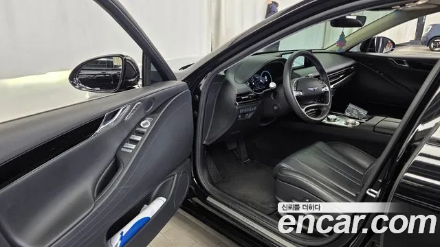 Genesis G80 RG3 — Фото автомобиля 15