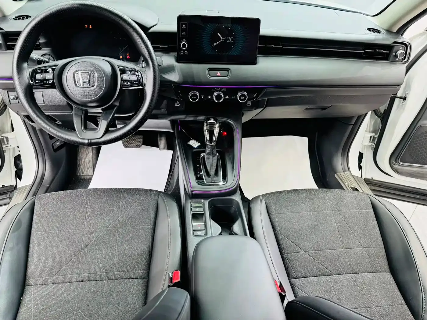 Honda Vezel 2023 1.5L CVT Pioneer Edition — Фото автомобиля 13