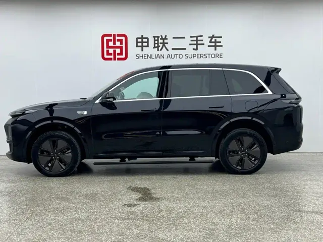 Li Auto L8 — Фото автомобиля 5