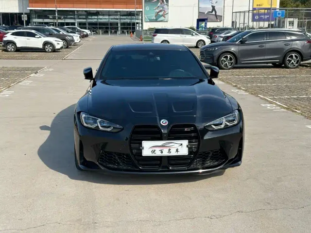 BMW M4 — Фото автомобиля 2