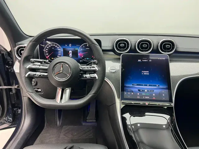 Mercedes-Benz C-Class — Фото автомобиля 12