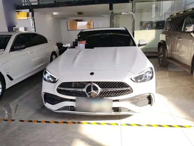 Mercedes-Benz C-Class — Фото автомобиля 2