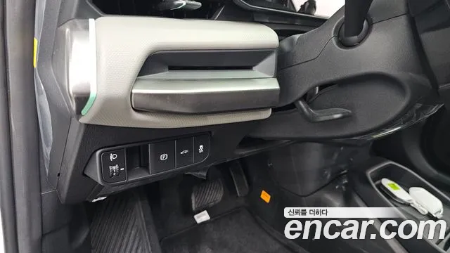 Kia EV4 — Фото автомобиля 27