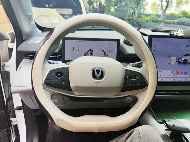 Changan Changan UNI-Z New Energy 2024 Blue Whale iDD 125km Surpassing Edition — Фото автомобиля 6
