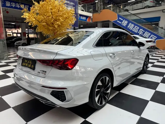 Audi A3 — Фото автомобиля 9