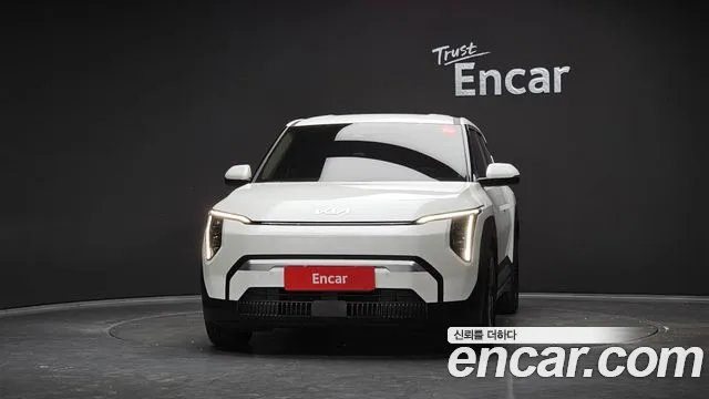 Kia EV3 — Фото автомобиля 3