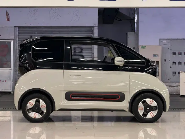 Baojun KiWi EV — Фото автомобиля 6