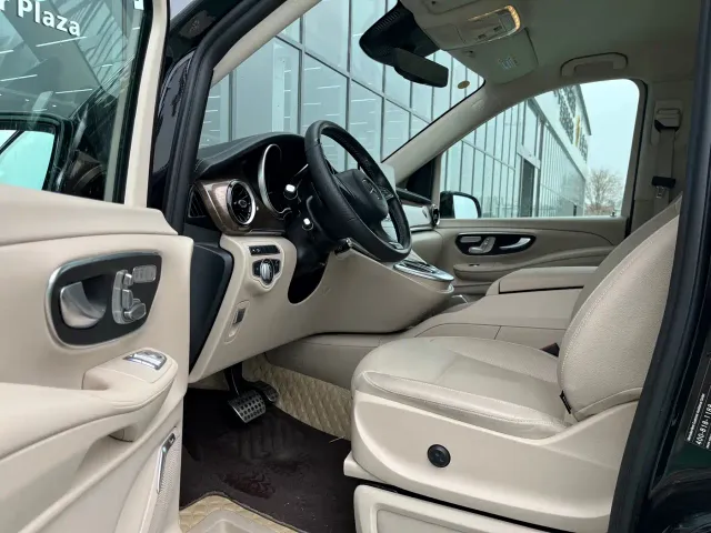 Mercedes-Benz V-Class — Фото автомобиля 5