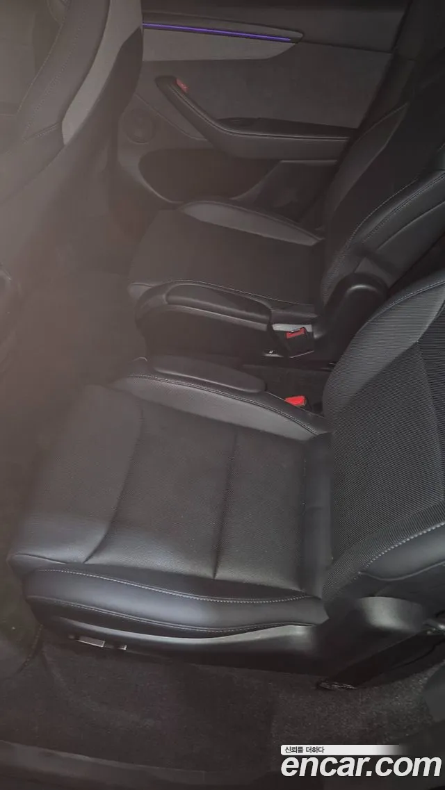 Tesla Model Y — Фото автомобиля 4