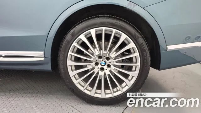 BMW X7 — Фото автомобиля 19