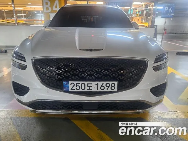 Фотография автомобиля — Genesis GV70