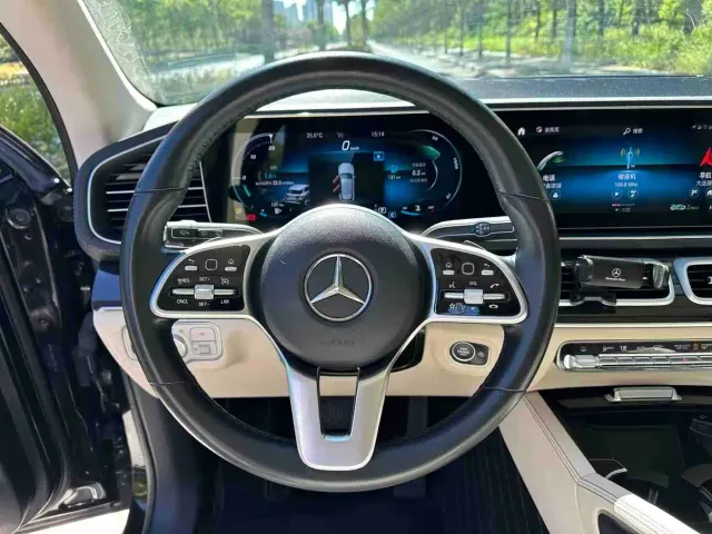 Mercedes-Benz GLE-Class — Фото автомобиля 9