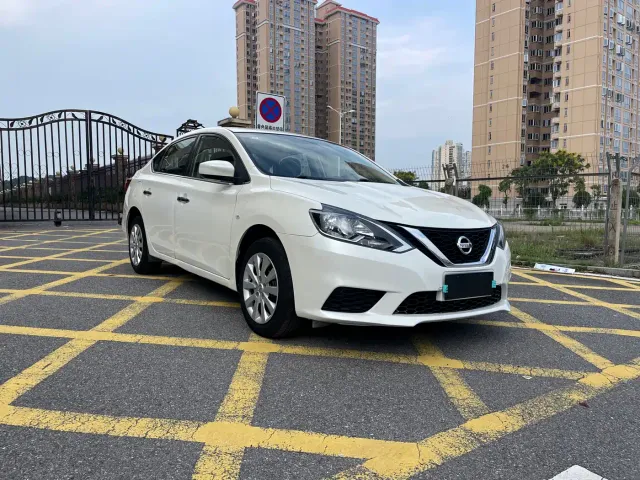Nissan Sylphy — Фото автомобиля 4