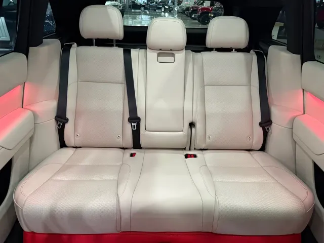 Li Auto L7 — Фото автомобиля 11