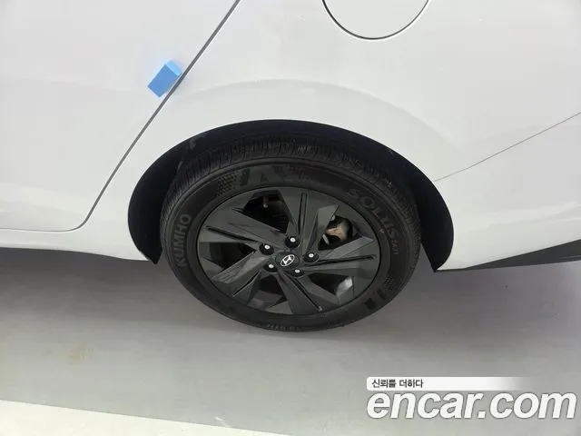 Hyundai AVANTE Новый Avante (CN7) — Фото автомобиля 7