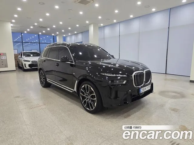 BMW X7 G07 — Фото автомобиля 11