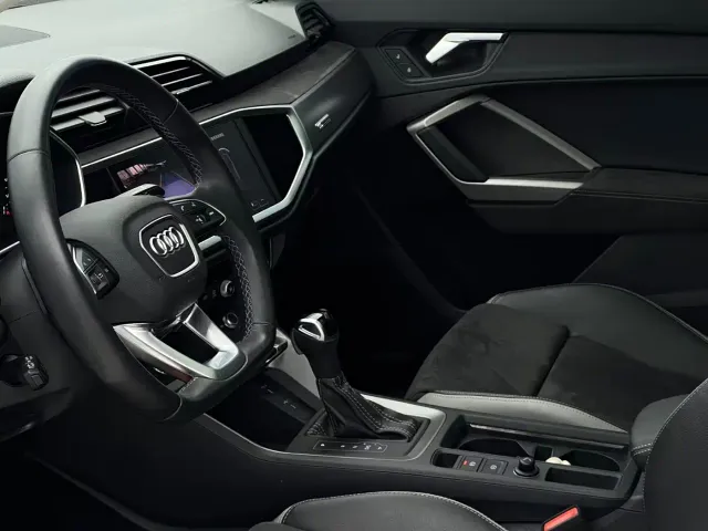 Audi Audi Q3 2022 35 TFSI Fashion Dynamic — Фото автомобиля 15