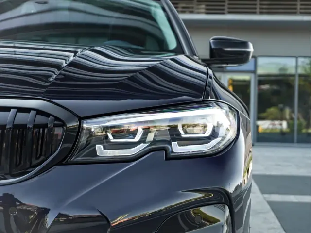 BMW 3 Series — Фото автомобиля 2