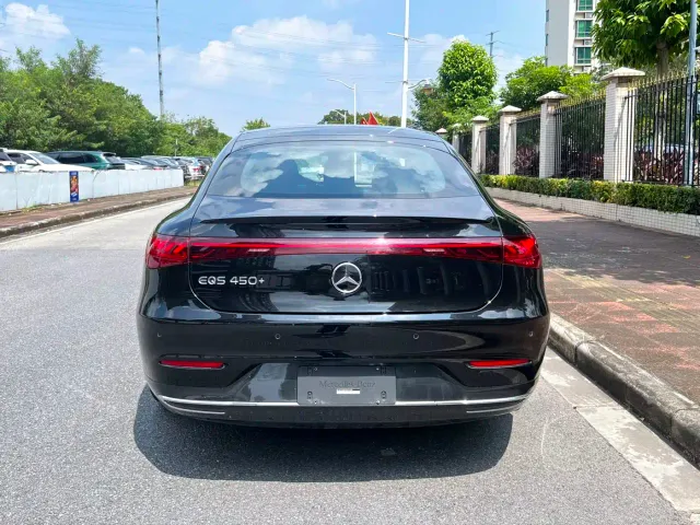 Mercedes-Benz EQS — Фото автомобиля 7