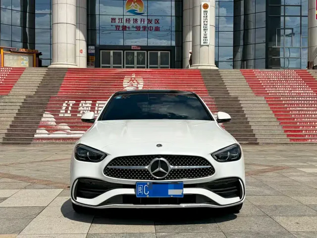 Mercedes-Benz C-Class — Фото автомобиля 2