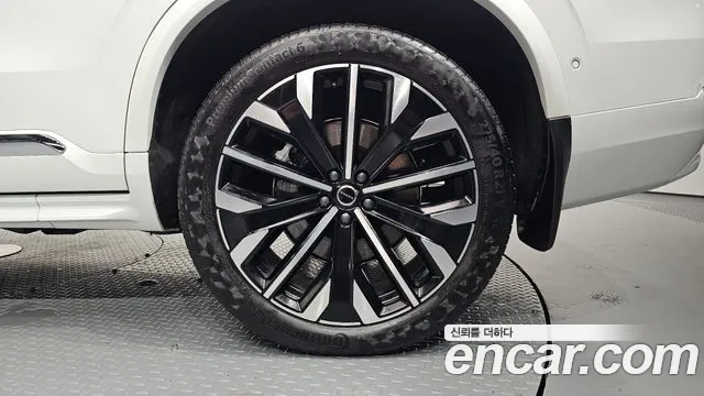 Volvo XC90 2nd Gen — Фото автомобиля 21