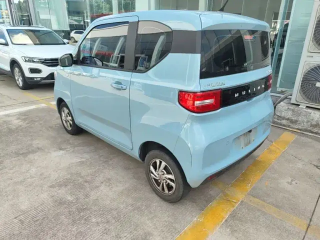 Wuling Hongguang Mini EV — Фото автомобиля 4
