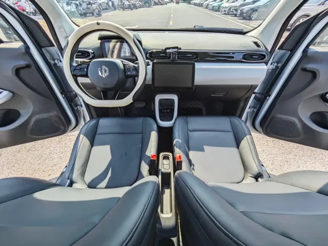 Leapmotor T03 — Фото автомобиля 29