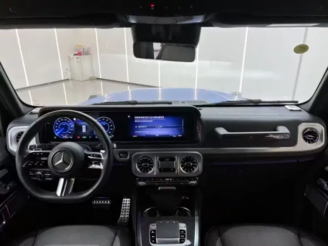 Mercedes-Benz G-Class — Фото автомобиля 4