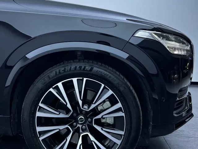 Volvo XC90 — Фото автомобиля 13