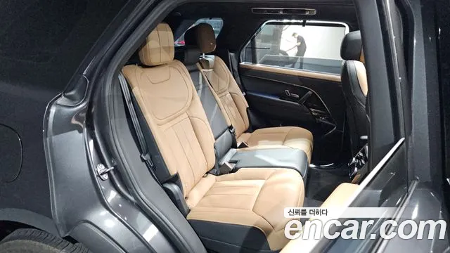 Land Rover Range Rover Sport — Фото автомобиля 9