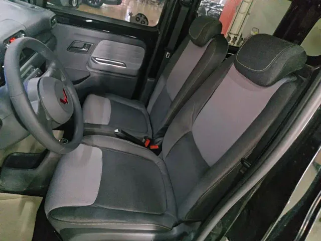 Wuling Zhiguang NEV — Фото автомобиля 14