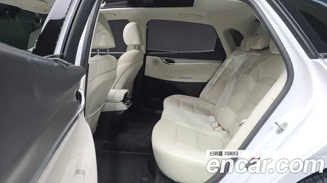 Hyundai Grandeur New — Фото автомобиля 18
