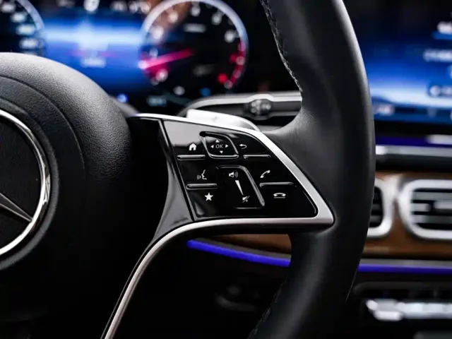 Mercedes-Benz GLE-Class — Фото автомобиля 27
