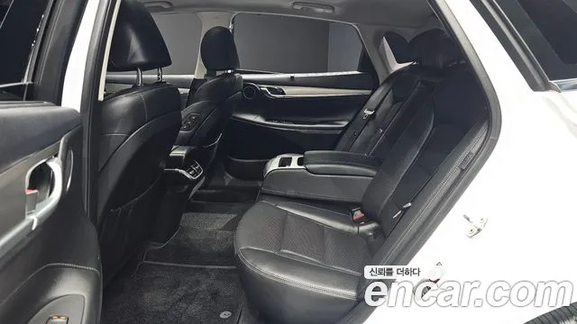 Hyundai Grandeur (New) Hybrid — Фото автомобиля 28