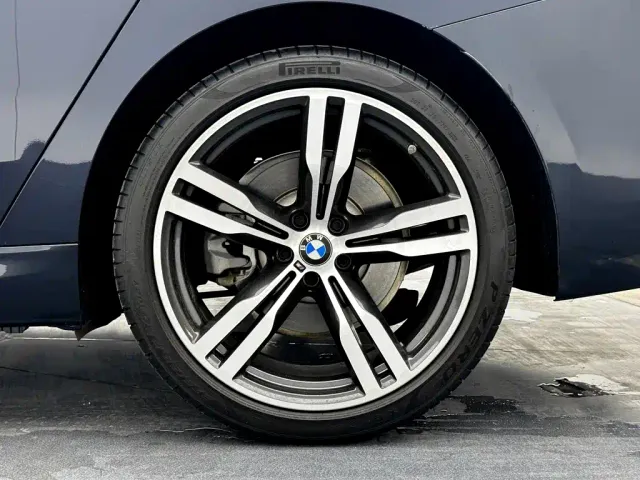 BMW 6 Series Gran Turismo — Фото автомобиля 30