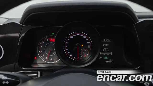 Hyundai AVANTE Avante (CN7) — Фото автомобиля 8