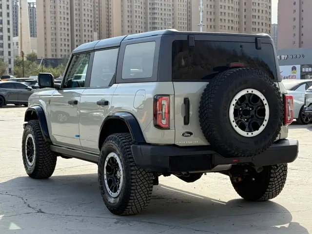 Ford Ford Bronco 2024 2.3T Badlands — Фото автомобиля 7