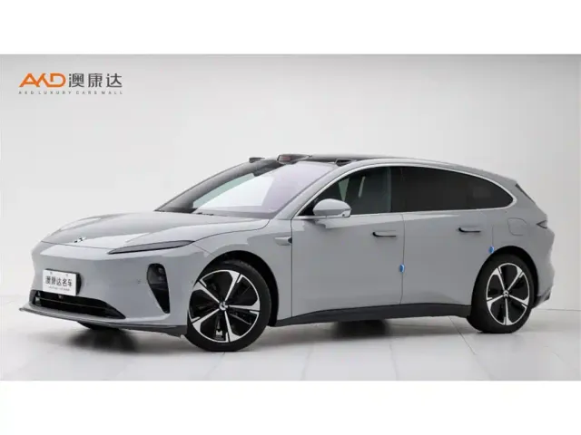 Фотография автомобиля — Nio ET5 Touring