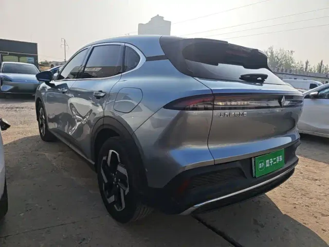 Baojun Yunhai — Фото автомобиля 4