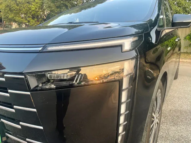 GAC Trumpchi E8 — Фото автомобиля 10