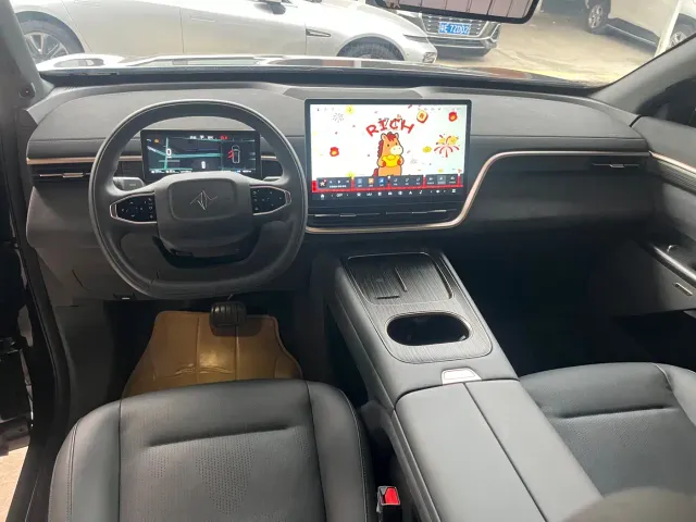 Dongfeng eπ 008 — Фото автомобиля 17
